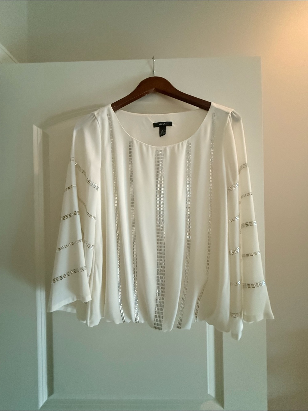 Alfani White Beaded Scoop-Neck Blouse